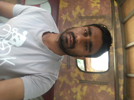 Imran, 28, Saudi Arabia