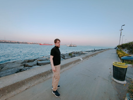 AdamP, 19, Ireland