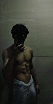 Kab Uthaegi Apni Tan, 27, India