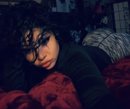 Maru, 23, United States