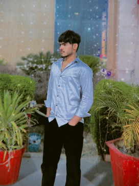 Hammad, 20, India