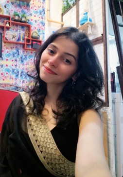 Shruti, 23, India