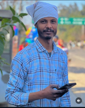 Om Parkash, 27, India