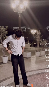 Deepak, 24, India