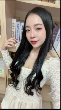 Amy Grace, 33, France