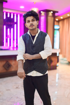 Noorkasim, 24, India