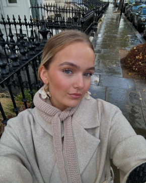 Elizabeth  Greene, 36, United States