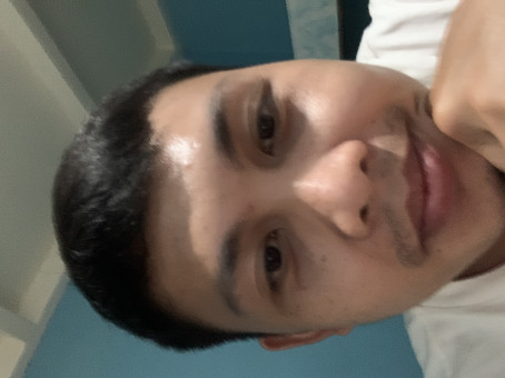 Drenzo Frell, 28, Philippines
