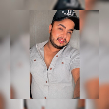 MAYANK GANDHI, 27, India