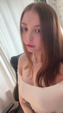 Elisejay, 31, United States