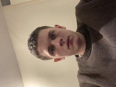 Mika, 18, Netherlands