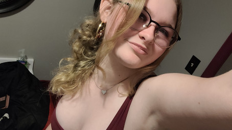 Female Diesel Mechan, 20, United States