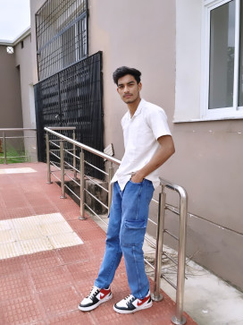 Anmol Gupta, 18, India