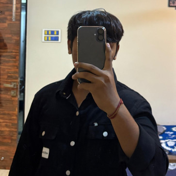 Random User, 20, India