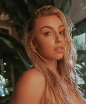 Sabrina, 23, United States