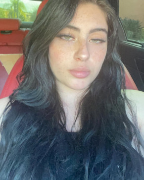 Nicole, 30, United States