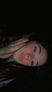 Emily, 18, Germany