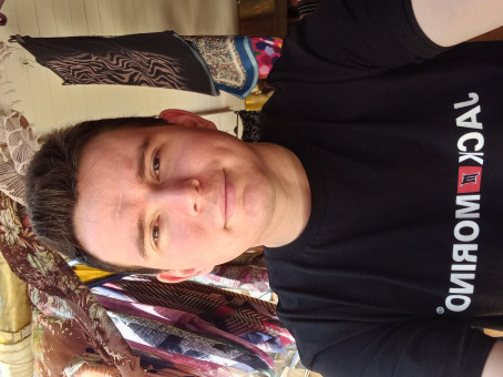 SMAL AIK, 28, Turkey