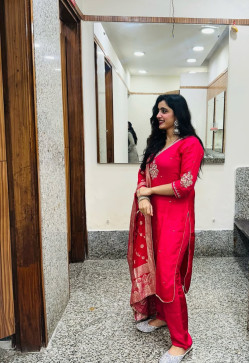 Richa, 24, India
