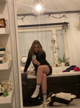 Shan, 19, Luxembourg