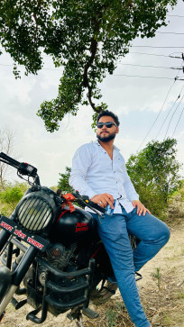 Abhishek, 23, India