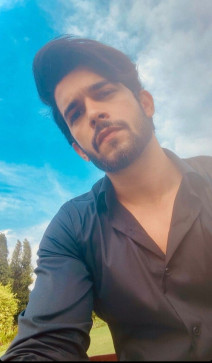 Ayush Nautiyal, 28, India