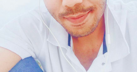 Abraham007 Bond, 27, Saudi Arabia