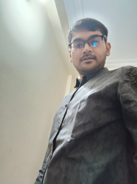 Priyam, 32, India