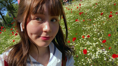 Abby, 19, United States
