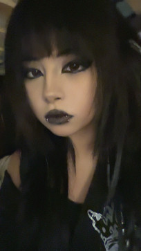 Liza, 18, United States