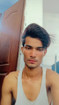 Lucky, 18, India