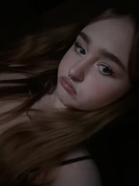 Littlmeow, 18, Germany