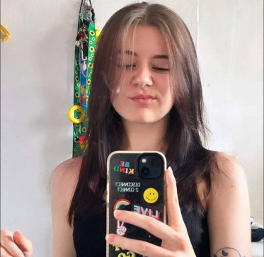 JessRose17, 23, United States