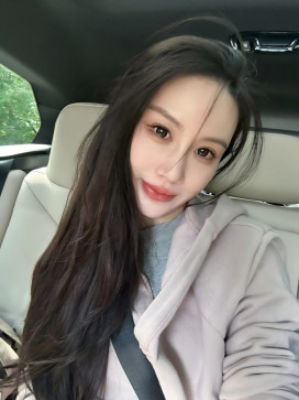 Miki, 33, United Kingdom