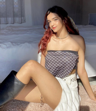 Manisha Rn, 19, India