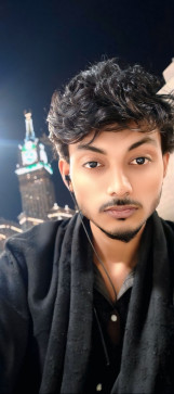 Asmot Ali, 18, Saudi Arabia