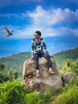 Rohit Rockediting, 18, India