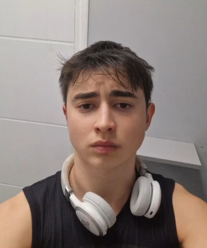 Nasro, 21