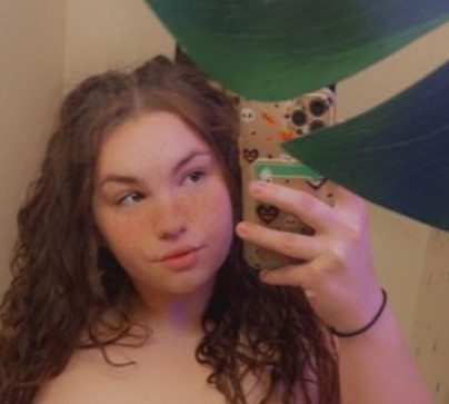Icy Hex, 18, United States