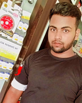 Ravi Prakash Sharma, 19, India