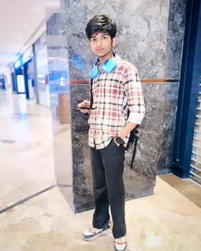 Raj Nath Singh, 18, India