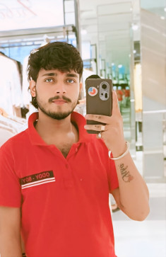 Arya Roy, 20, India
