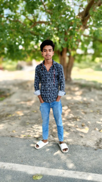 Aniket, 18, India