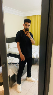 Hac, 23, Tunisia