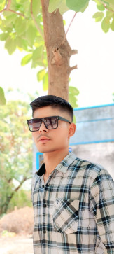 Raje Bhosle, 18, India