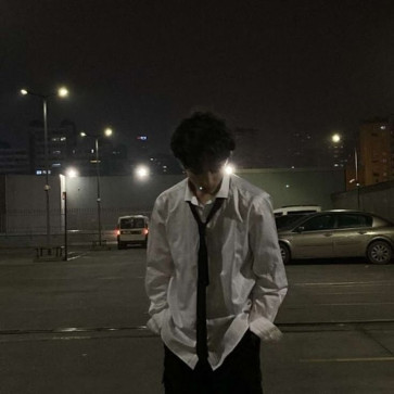 Omniscient, 21, India