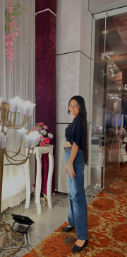 Siyaa, 19, India
