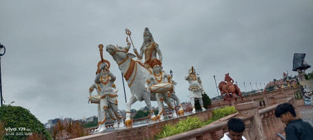 Aarya Sondhiya, 20, India