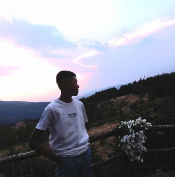 Oliver Stojanovski, 18, North Macedonia