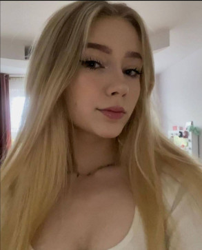 Lunah, 28, Romania